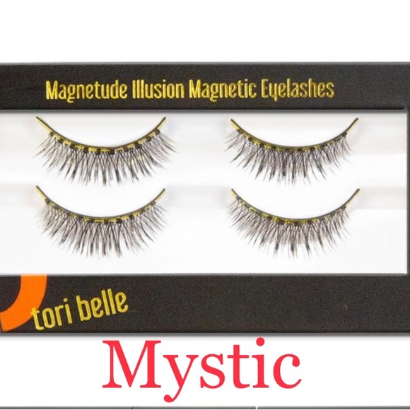 Last one !Tori Belle magnetude magnetic eyelashes Mystic lashes 2 pairs !! - Picture 1 of 3